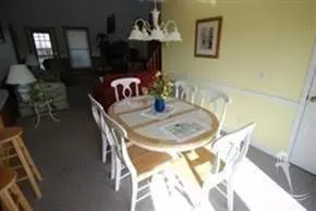 421 Dolphin St, Sunset Beach, NC 28468 photo 8