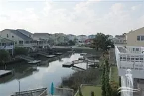 421 Dolphin St, Sunset Beach, NC 28468 photo 18