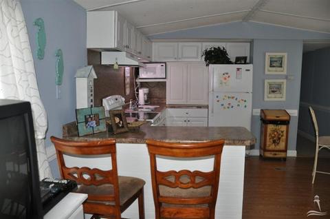 836 Cockleshell Dr SW, Supply, NC 28462 photo 7