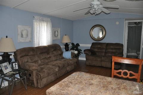 836 Cockleshell Dr SW, Supply, NC 28462 photo 9