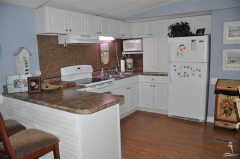 836 Cockleshell Dr SW, Supply, NC 28462 photo 8