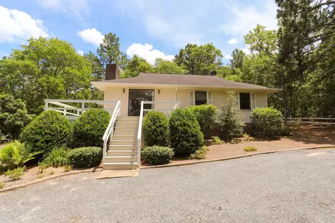 127 Sunset Way, West End, NC 27376 photo 1