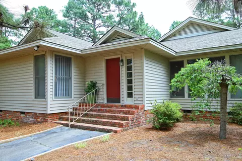 25 Augusta National Dr, Pinehurst, NC 28374 photo 2