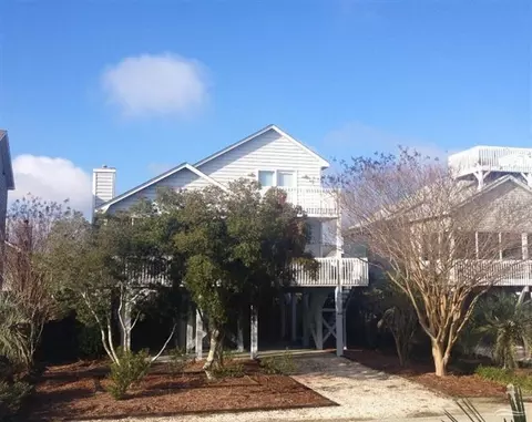 416 28th St, Sunset Beach, NC 28468 photo 1