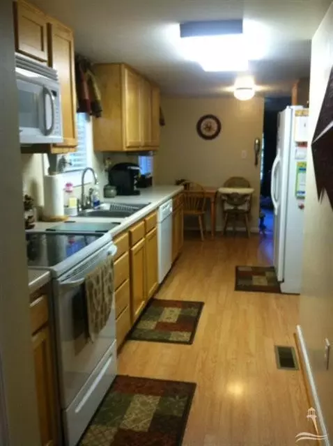 268 Peterson Rd, Delco, NC 28436 photo 5