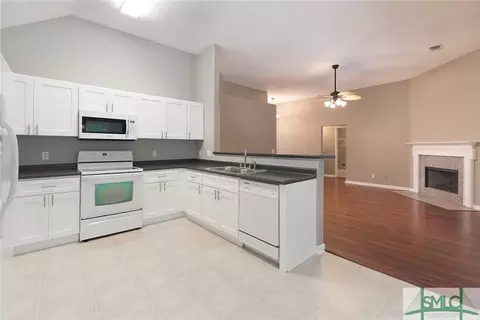 222 Silver Brook Cir, Pooler, GA 31322 photo 8