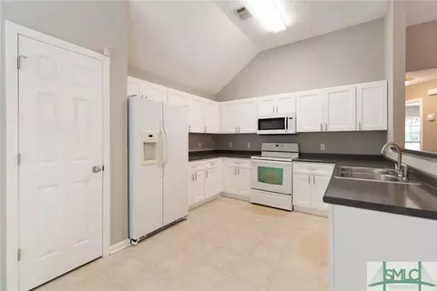 222 Silver Brook Cir, Pooler, GA 31322 photo 7