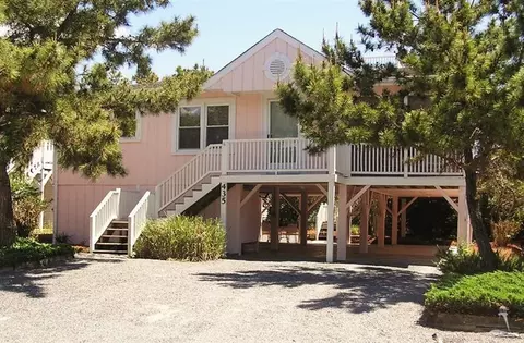 435 3rd St, Sunset Beach, NC 28468 photo 1