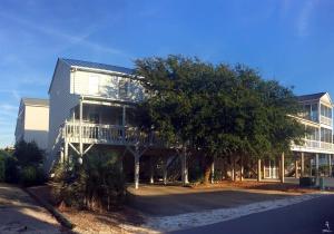 429 40th St, Sunset Beach, NC 28468 photo 1