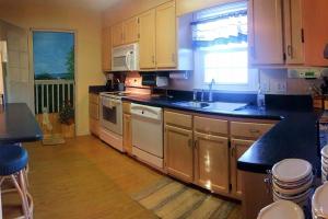 429 40th St, Sunset Beach, NC 28468 photo 7