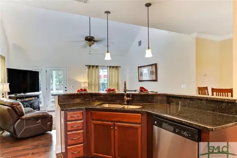 157 Regency Cir, Pooler, GA 31322 photo 8