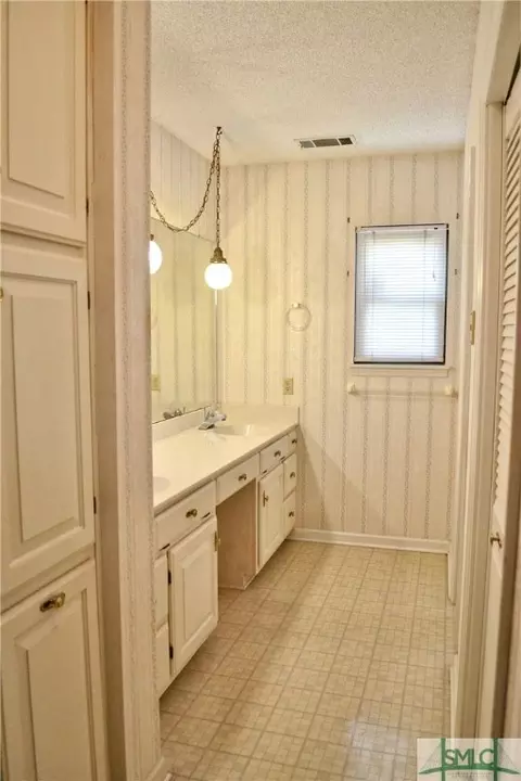 606 N Ash St, Springfield, GA 31329 photo 14