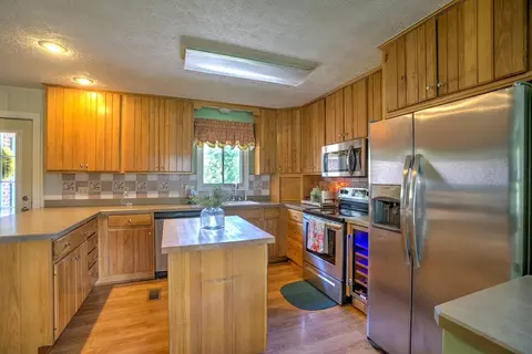 202 Boyette St, Hamlet, NC 28345 photo 9
