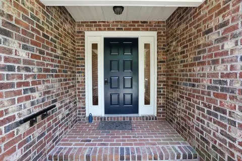 106 Firetree Ln, West End, NC 27376 photo 2