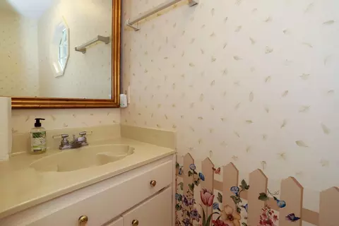 106 Firetree Ln, West End, NC 27376 photo 5