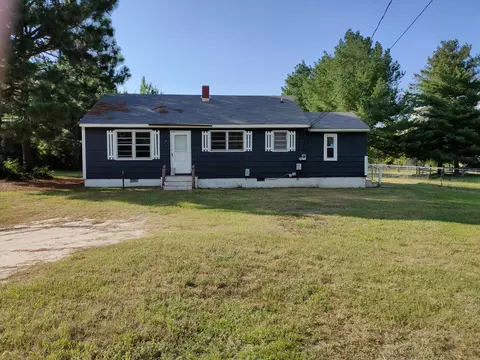 183 Gathings St, Hamlet, NC 28345 photo 1