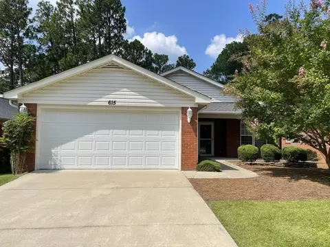 615 Pinehurst Trace Dr, Pinehurst, NC 28374 photo 1