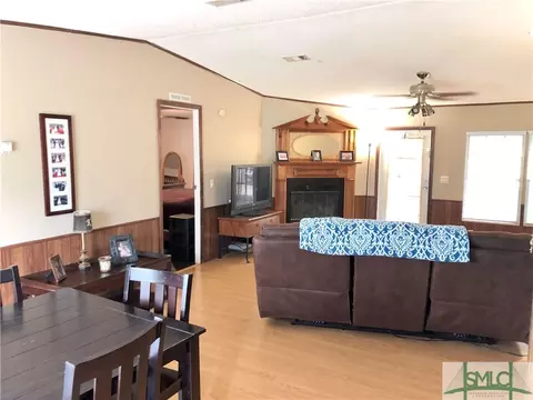 320 Live Oak Loop, Ellabell, GA 31308 photo 12