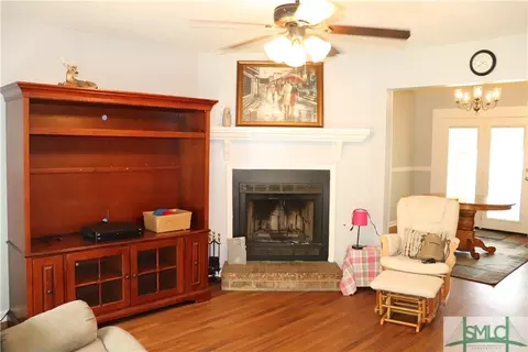 109 Fox St, Springfield, GA 31329 photo 3