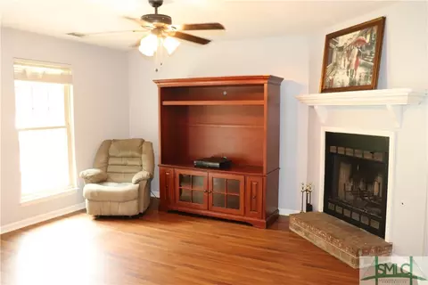 109 Fox St, Springfield, GA 31329 photo 2