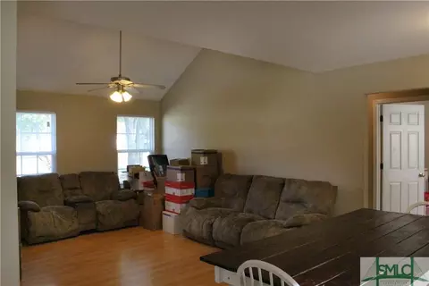 196 Walker Dr, Guyton, GA 31312 photo 5