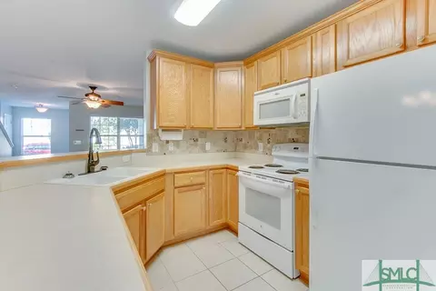 313 Hitching Post Ln, Pooler, GA 31322 photo 8