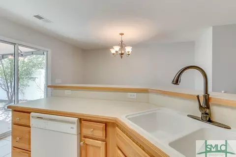 313 Hitching Post Ln, Pooler, GA 31322 photo 9