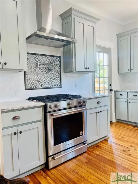335 E 54th St, Savannah, GA 31405 photo 12