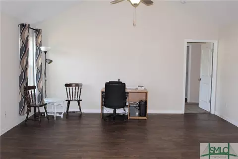146 Knotty Pine Cir, Springfield, GA 31329 photo 4