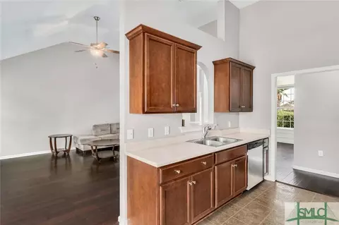 207 Standing Pine Cir, Pooler, GA 31322 photo 8