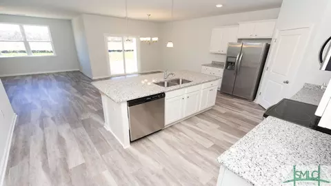 121 Butternut Ct, Guyton, GA 31312 photo 9