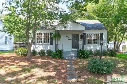2314 E 40th St, Savannah, GA 31404 photo 1