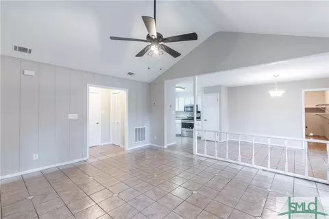 1015 Forest Dr, Pooler, GA 31322 photo 4