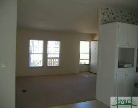 127 Eagle Dr, Springfield, GA 31329 photo 3