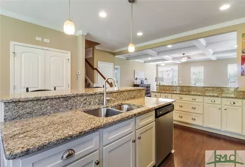 26 Gresham Ln, Savannah, GA 31419 photo 8