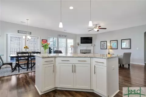 76 Melody Dr, Pooler, GA 31322 photo 8