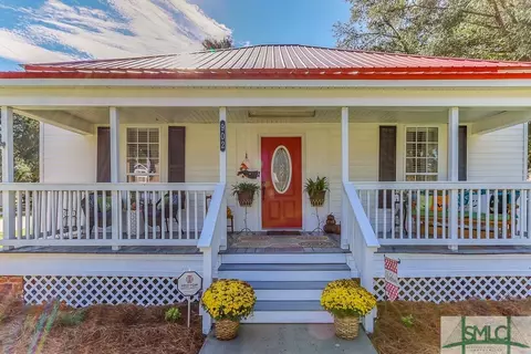 902 N Maple St, Springfield, GA 31329 photo 3
