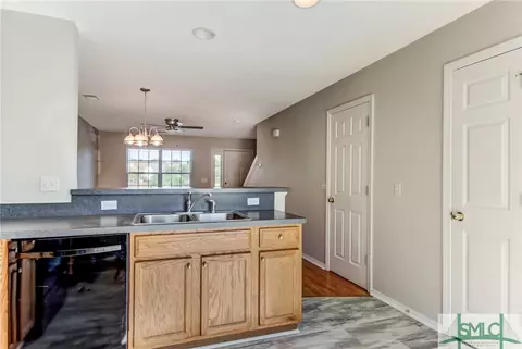 34 Sunbriar Ln, Savannah, GA 31407 photo 7