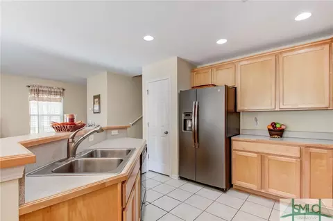 319 Hitching Post Ln, Pooler, GA 31322 photo 12