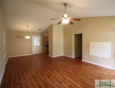 465 Shadowbrook Cir, Springfield, GA 31329 photo 2