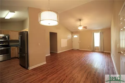465 Shadowbrook Cir, Springfield, GA 31329 photo 3