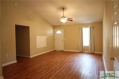 465 Shadowbrook Cir, Springfield, GA 31329 photo 4