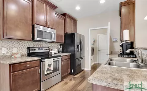 48 Spring Lake Cir, Pooler, GA 31322 photo 6