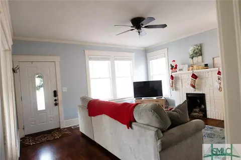 305 E 54th St, Savannah, GA 31405 photo 3