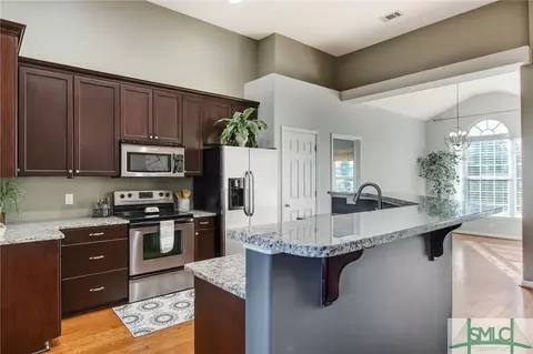 184 Willow Point Cir, Pooler, GA 31322 photo 9