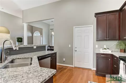 184 Willow Point Cir, Pooler, GA 31322 photo 12