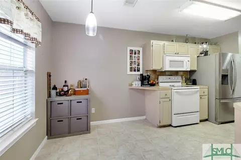 211 Longleaf Cir, Pooler, GA 31322 photo 6