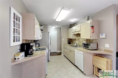 211 Longleaf Cir, Pooler, GA 31322 photo 7