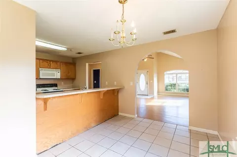 77 E Deer Ct, Midway, GA 31320 photo 9