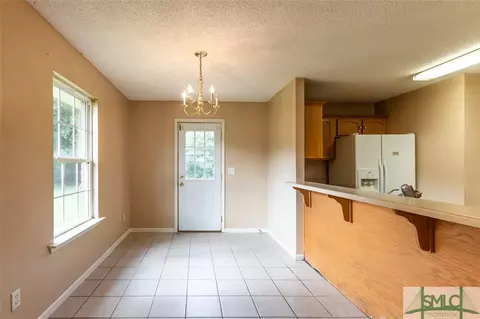 77 E Deer Ct, Midway, GA 31320 photo 7